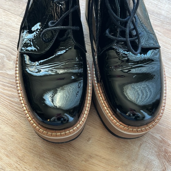 Paloma Barcelo patent leather lace up boots - Picture 6 of 6